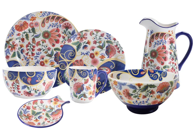 Mixed and match flower and pattern dinnerware & tabletop