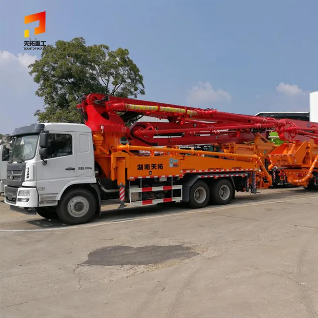 Truck pump with mixer 50m