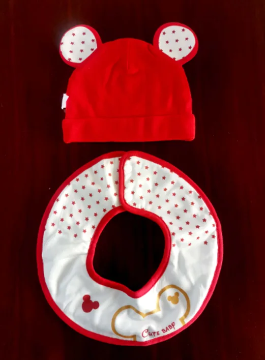 Baby cap and bib set