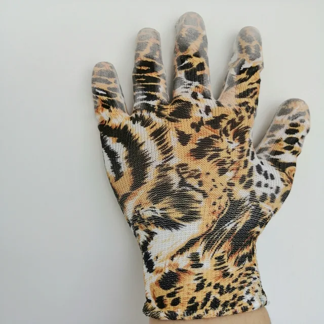 13G Colourful Polyester gloves coated with pu