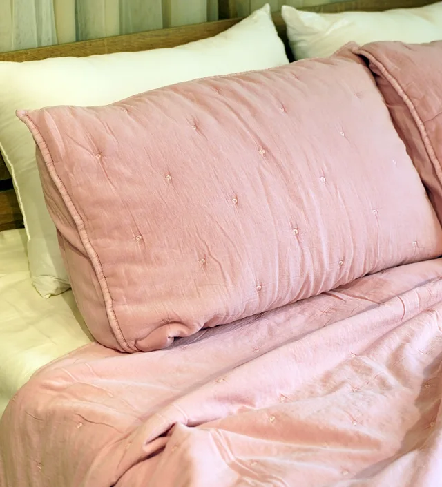 Pinsonic washed coverlet