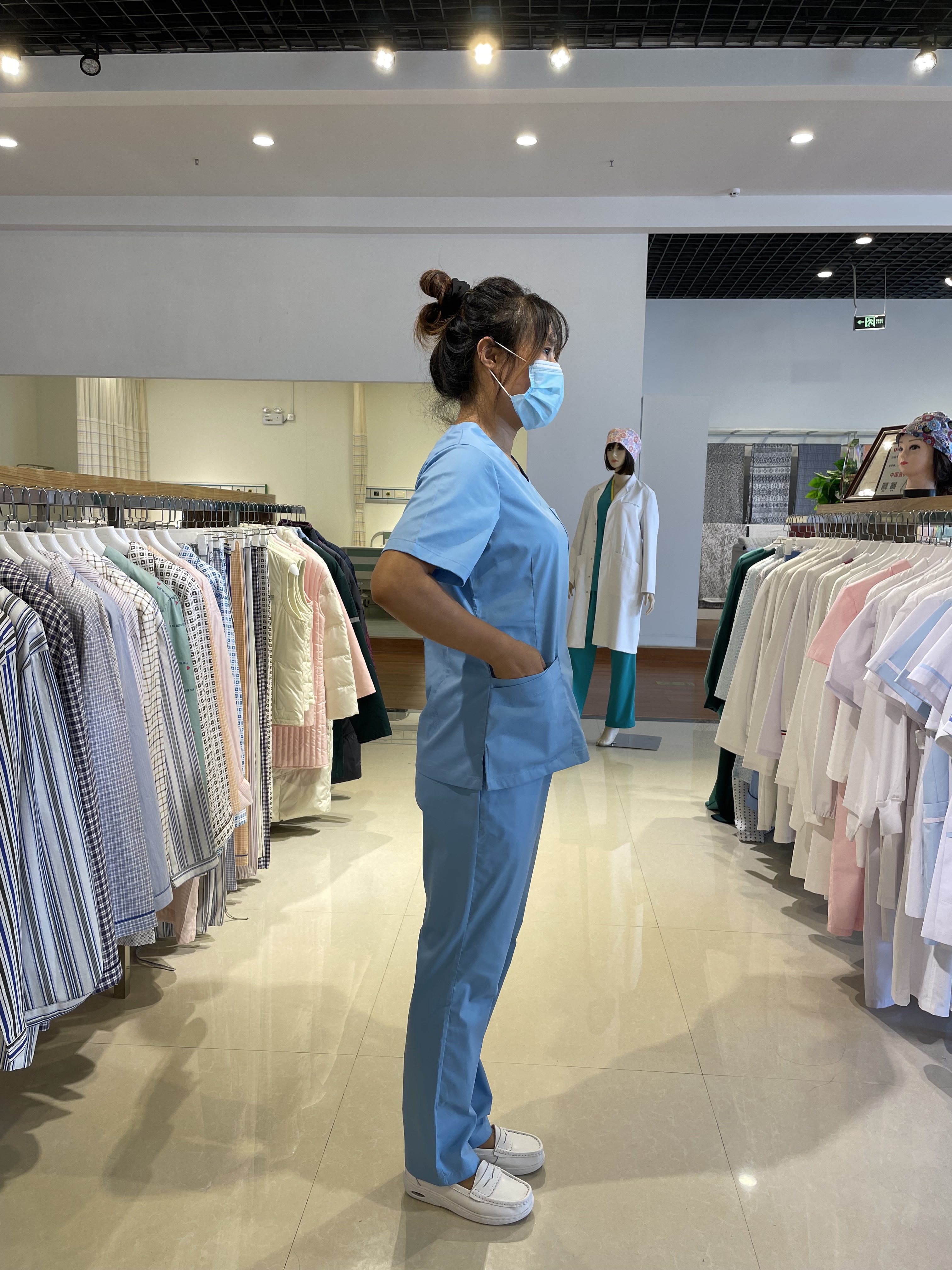 New style hot sale polycotton spandex functional fabric scrubs