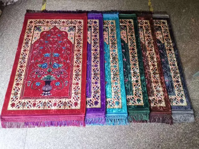 70cm*110cm Muslim pattern carpet prayer mat