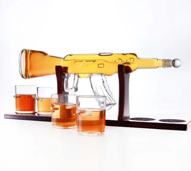 High Borosilicate Glass Exquisite Rifle Shape Whiskey Decanter With 4 Whisky Glasses Set For Vodka Liquor Brandy