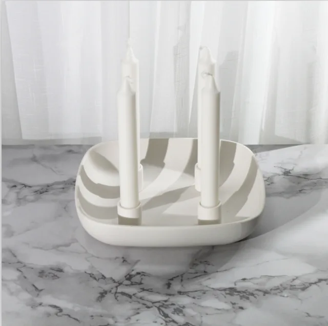 Candle holder