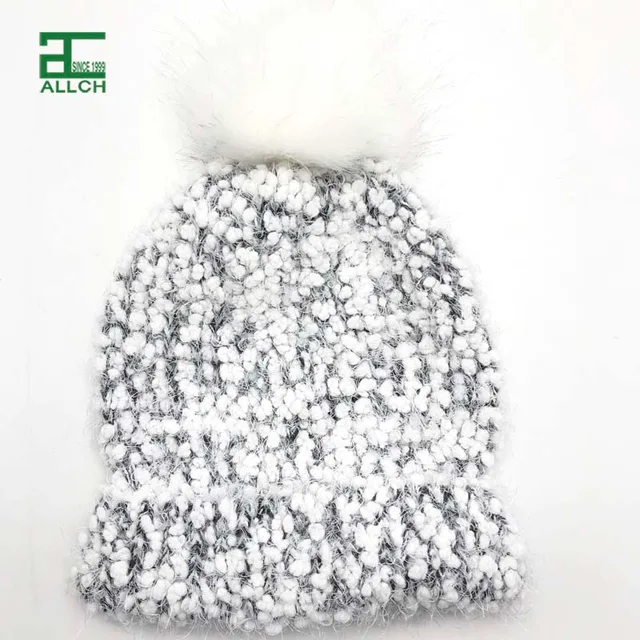 AL000593 Ladies Leopard Fluffy Bobble Beanie Hat