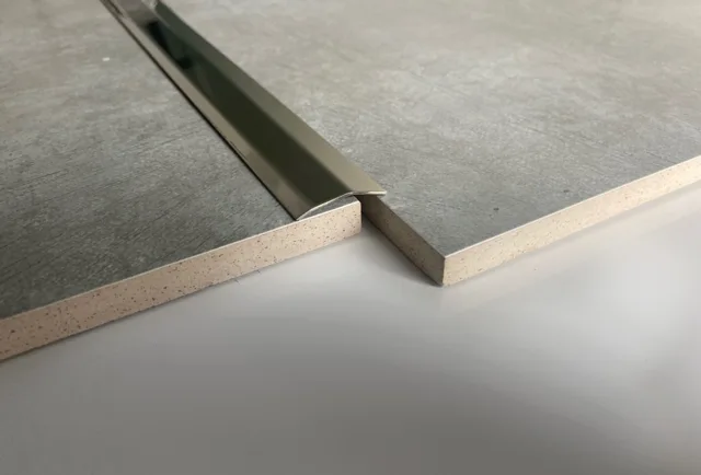 Stainless steel floor batten door edge strip