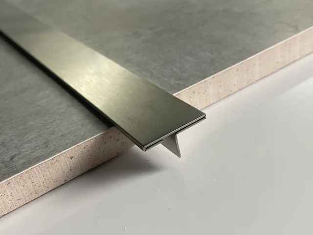 Stainless steel floor batten door edge strip