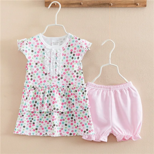 Babies clothes