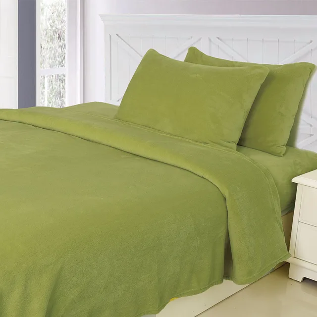 Solid Flannel Bed Sheet Set
