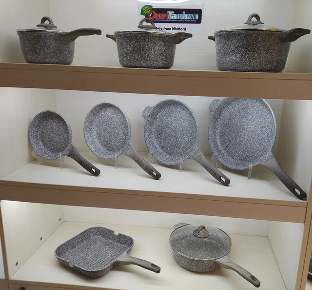Non stick fry pan, casserole, roaster, sauce pan. die cast aluminum pan.
