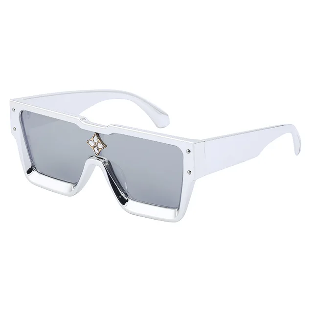 New design luxury trendy sunglasses for women