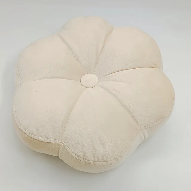 Plum Blossom Cushion