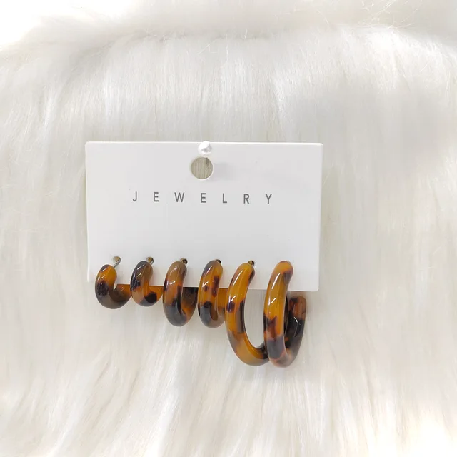 Earring