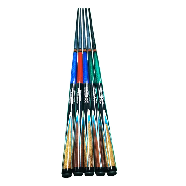 The double section carbon fiber billiard club has a carbon fiber playing sensation and a wooden feel