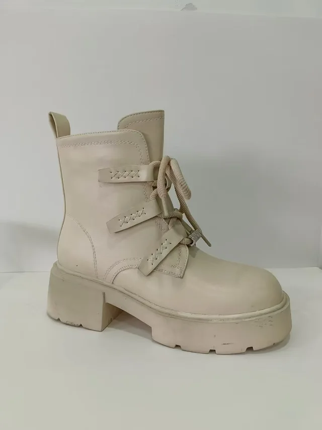 Women shoes