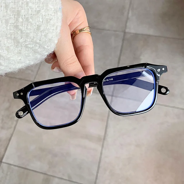 Classical square black reading glasses