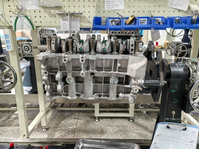 Packson cylinder blocks, made of aluminum and iron, are stable, durable, and of high quality.